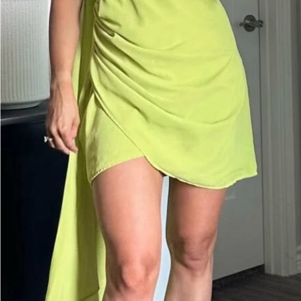 Citron one shoulder dress - Picture 3 of 6